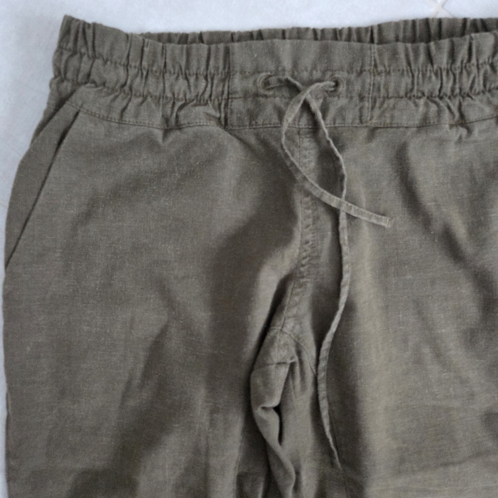 MEC Ladies Linen Capris - Picture 3 of 4